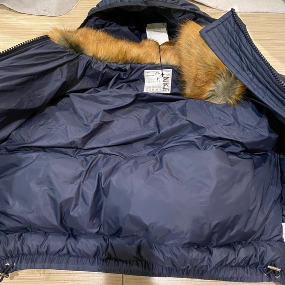 🆕 Nike X Sacai Fur Puffer Jacket - Picture 5 of 16